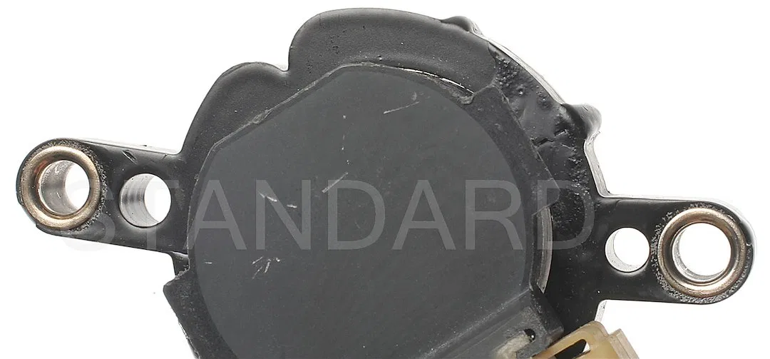 UF-300 – STANDARD IGN Ignition Coil, OE Replacement Genuine Intermotor Quality - view 2